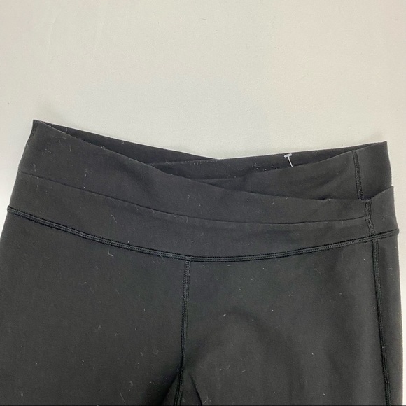 Lululemon Atletica Flared Black Yoga Pants Size 8. - Picture 7 of 7
